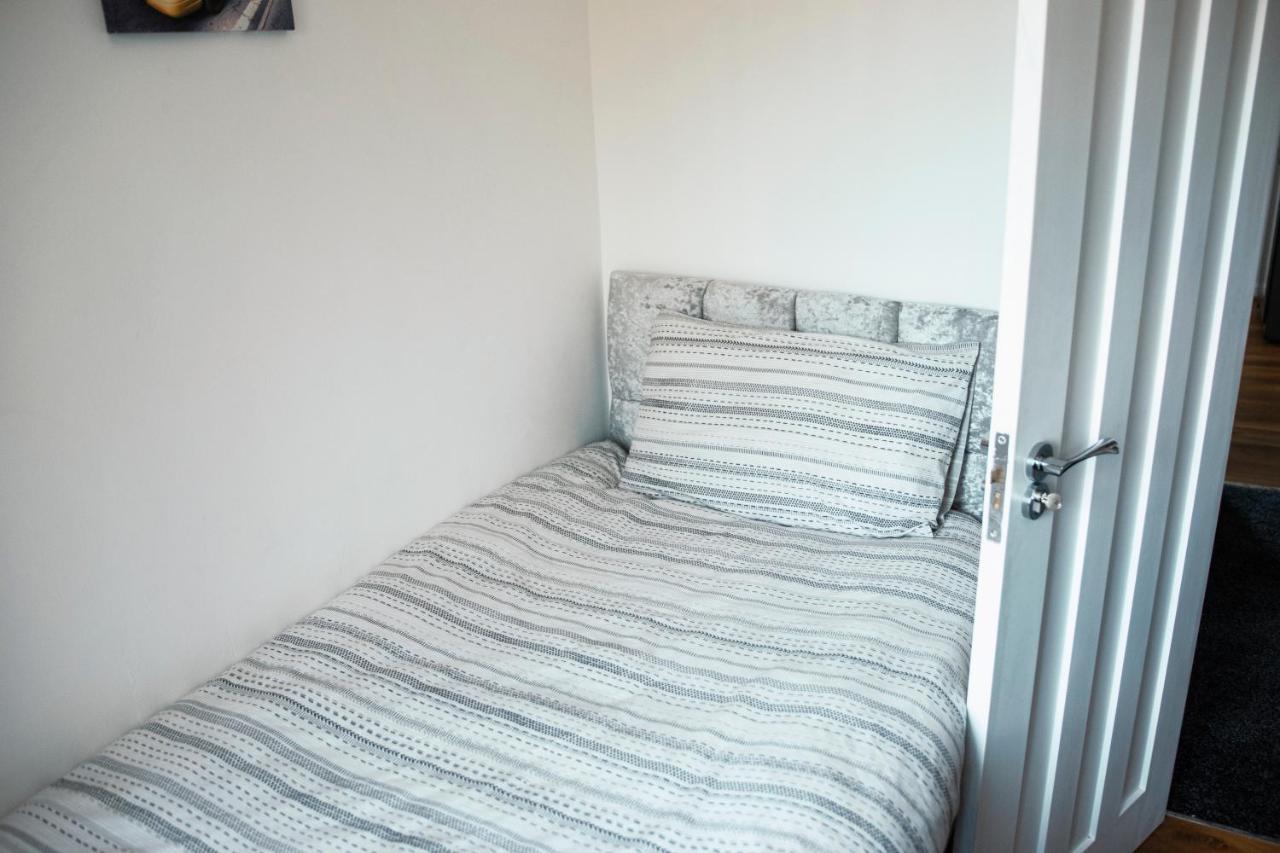 Cosy Home Near Nec, Bhx Bullring & Solihull Birmingham Luaran gambar