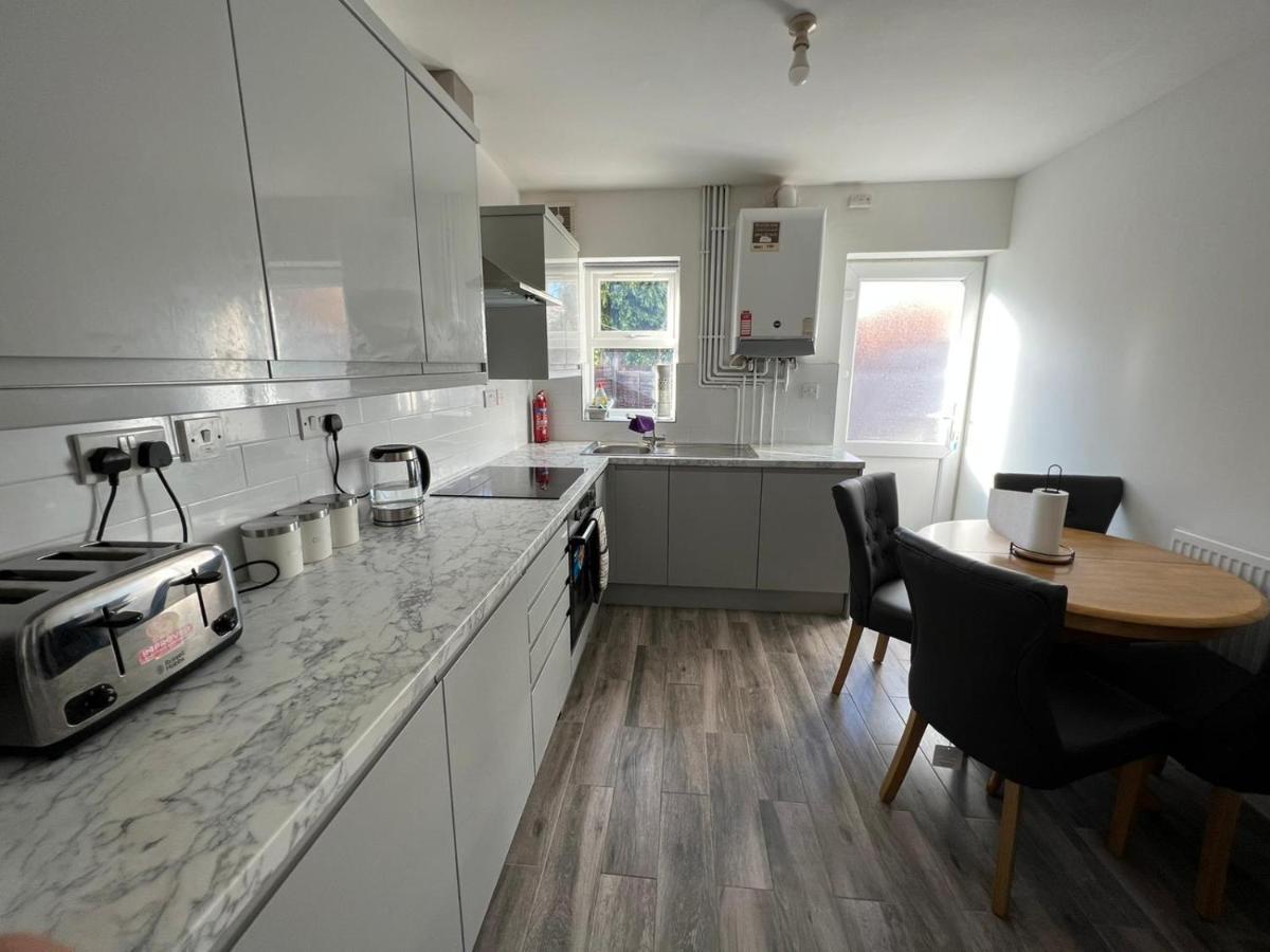 Cosy Home Near Nec, Bhx Bullring & Solihull Birmingham Luaran gambar