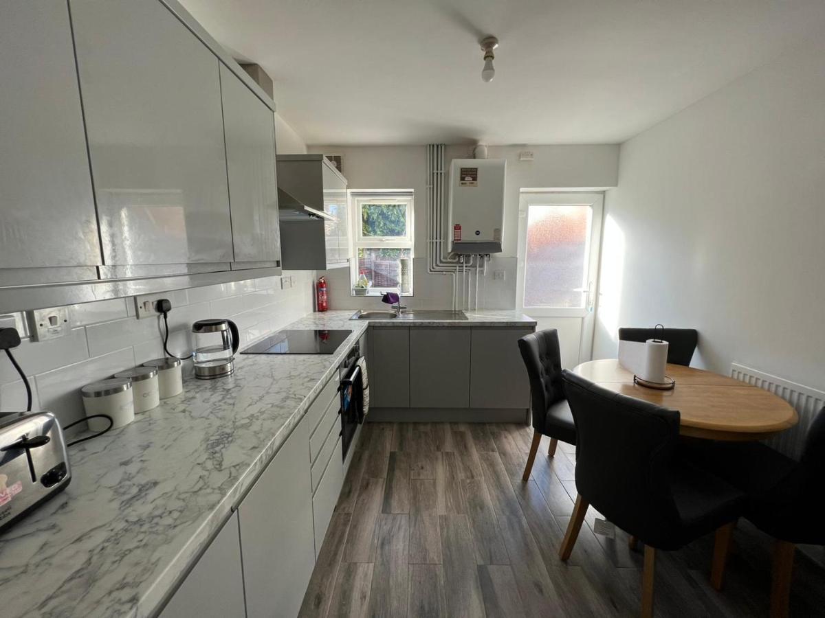 Cosy Home Near Nec, Bhx Bullring & Solihull Birmingham Luaran gambar