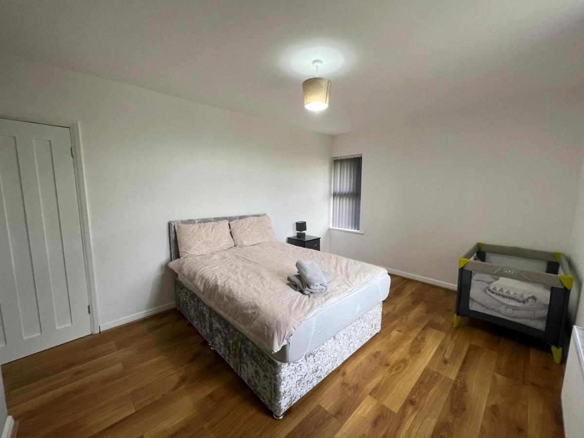 Cosy Home Near Nec, Bhx Bullring & Solihull Birmingham Luaran gambar